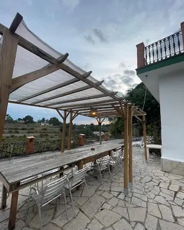 La Muntanya Rural Turistico Vacacional *